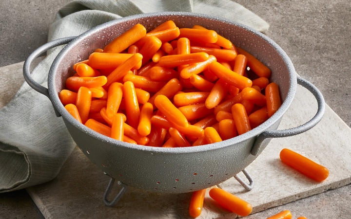 Jeunes carottes (Numéro d’article 00738)