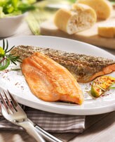Image : poisson frit, servi dans une assiette